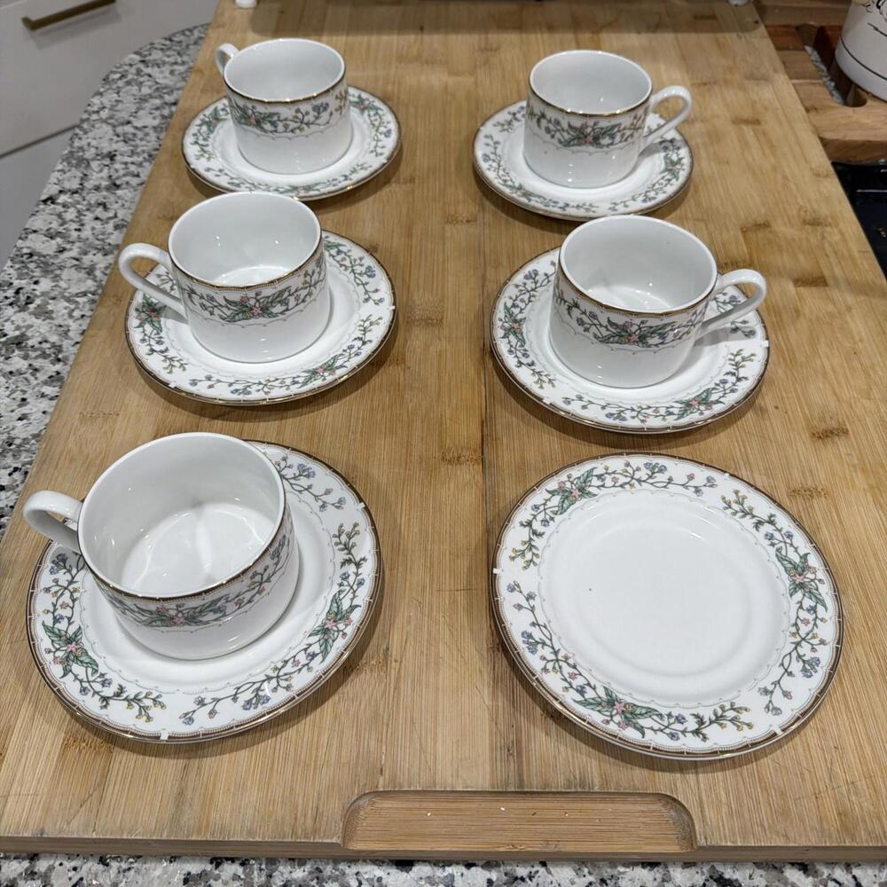 VTG 11 Farberware Wellesley 486 set of 5 cups 6 saucers fine china *